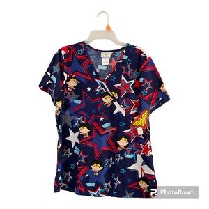 Wonder Woman Scrub Top Medium Mock Wrap Top Cotton New Nurses CNA DC Comics